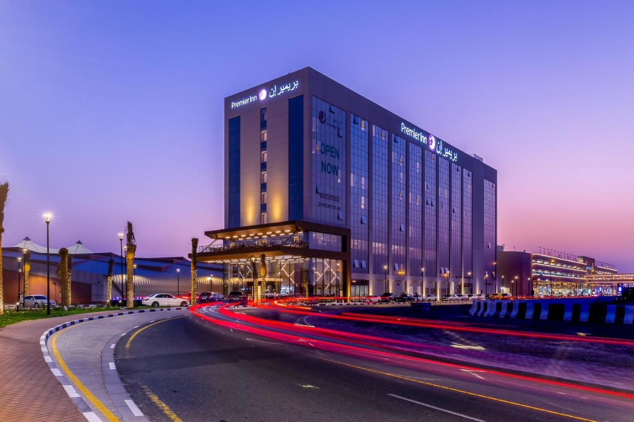 Premier Inn Dubai Dragon Mart Exteriör bild